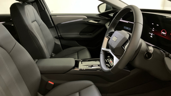 Audi A6 210kW 83kWh Sport 5dr Auto Electric Estate - Image 26